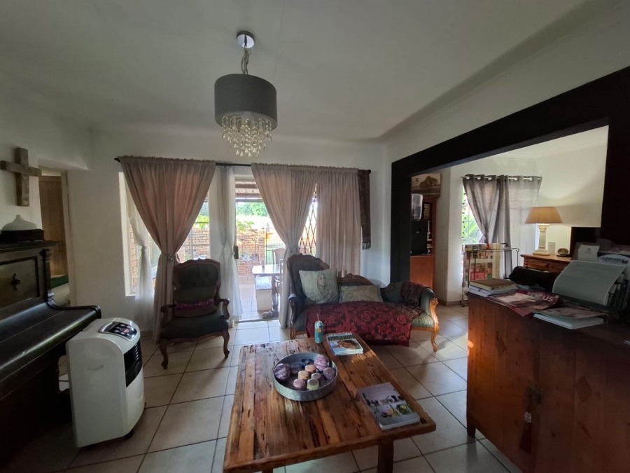 3 Bedroom Property for Sale in Safari Gardens North West